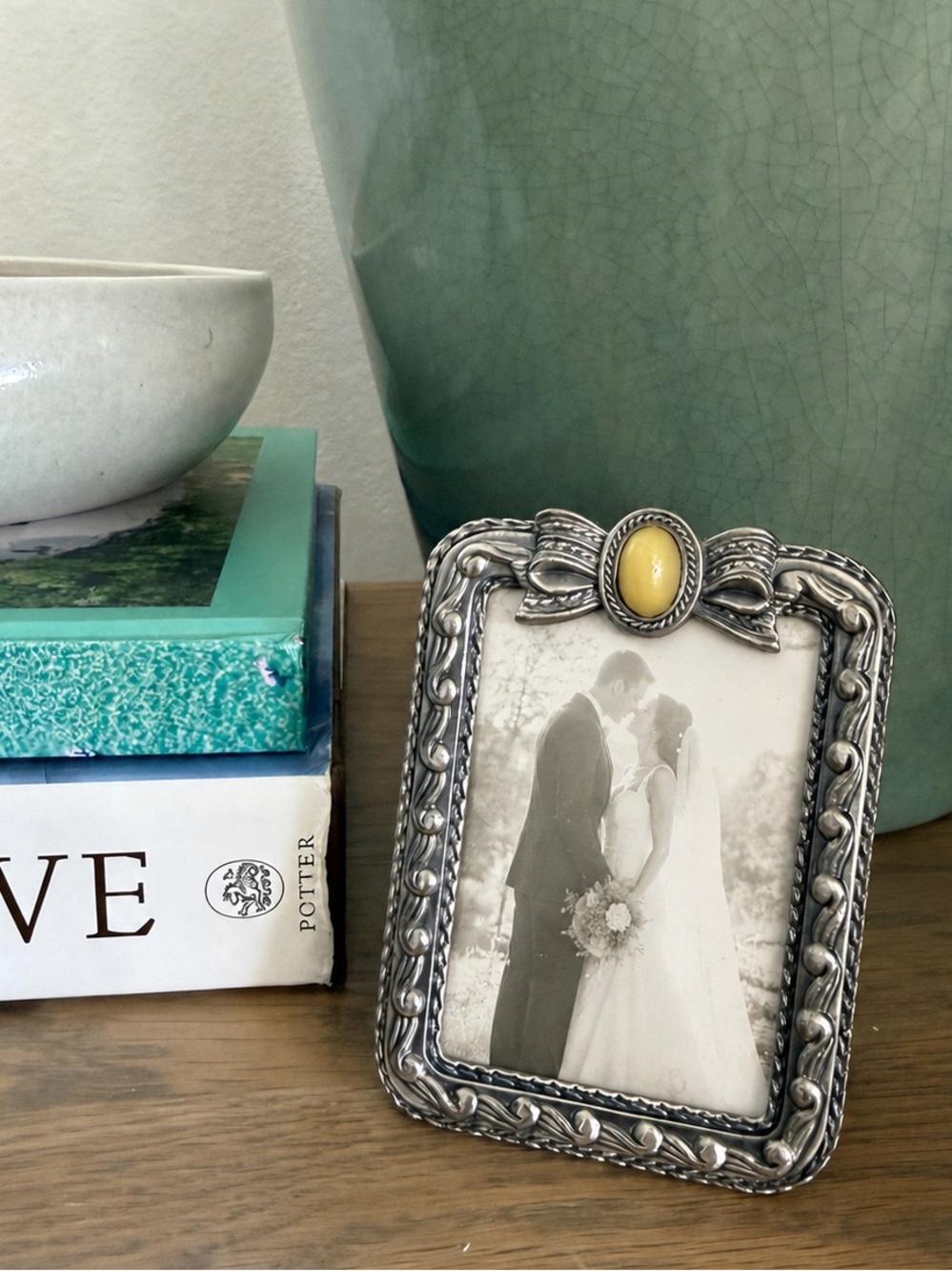 VTG 3x4 Hollywood Regency Silver Metal Bow Picture Frame Yellow Cabochon Pic 2x3